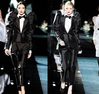 冠軍江映蓉山寨的這套復古的黑色寬肩西裝是Dolce & Gabbana本季的新品