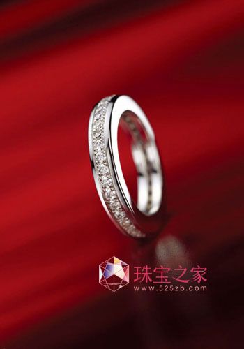 OMEGA全新珠寶 領浪漫風潮