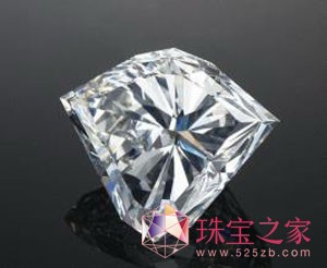 鉆石選購別眼花 小心跌進(jìn)鉆石投資誤區(qū)