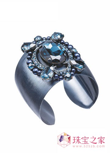 Ted RossiSwarovski ˮC