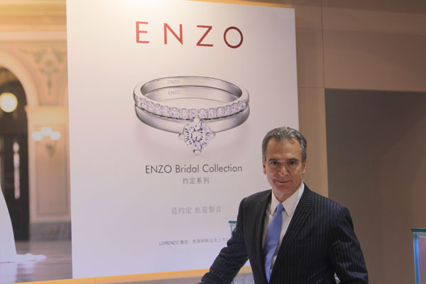 Enzoϯ(chung)⿂O(jin)Omar  Torres