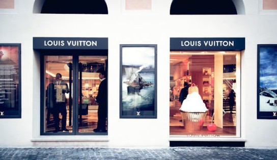 ·_RŞ"Maison Rome Etoile" 