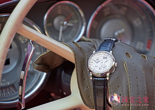 ԼôąِDavid Cohen_ɭ犱ƷʸWilhelm SchmidϽ^FĪ(jing)Ʒһö(d)һoLANGE 1 TIME ZONEê(jing)Ʒһv1993a(chn)Figoni⚤Alfa Romeo 6C 1750 GSpT܇