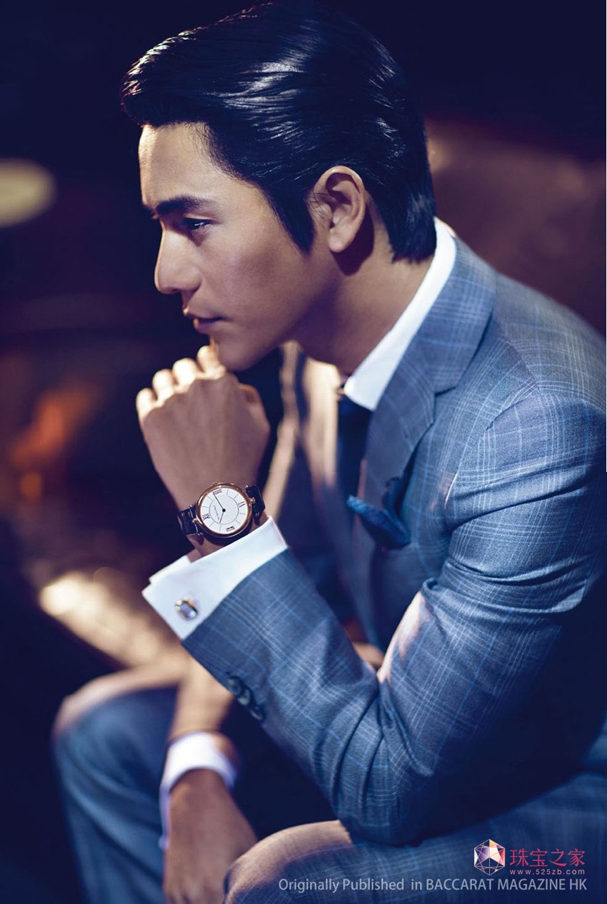 Rc피錚ƷŌ Van Cleef & Arpels ĔzƬ˺ͱfһ푪ԓĻ飬֮٘ãoҫ[֮£ğoϢo^r׃á