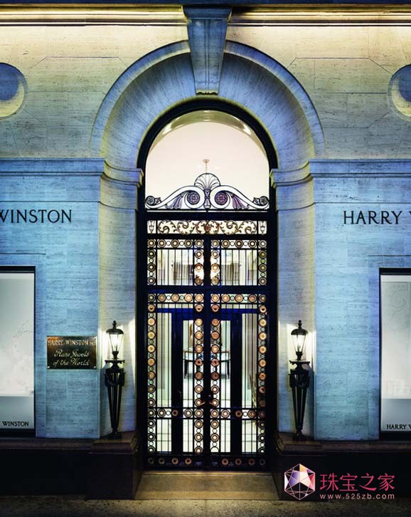 Harry Winston 釋出品牌圖冊 詮釋美妙的創設故事10