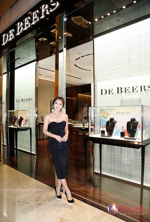 戴比爾斯 De Beers 于南京開設中國第五家精品店