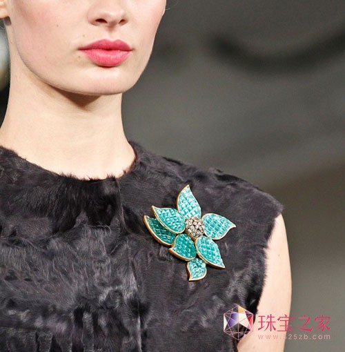 W˹Oscar De La Renta 2013ĕrb錚