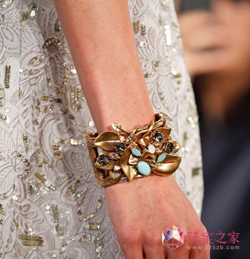 W˹Oscar De La Renta 2013ĕrb錚