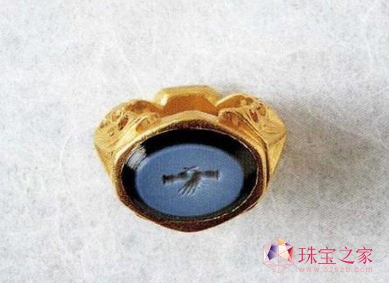 源自神話的愛情信物 探秘婚戒的前世今生3世紀(jì)黃金訂婚戒指