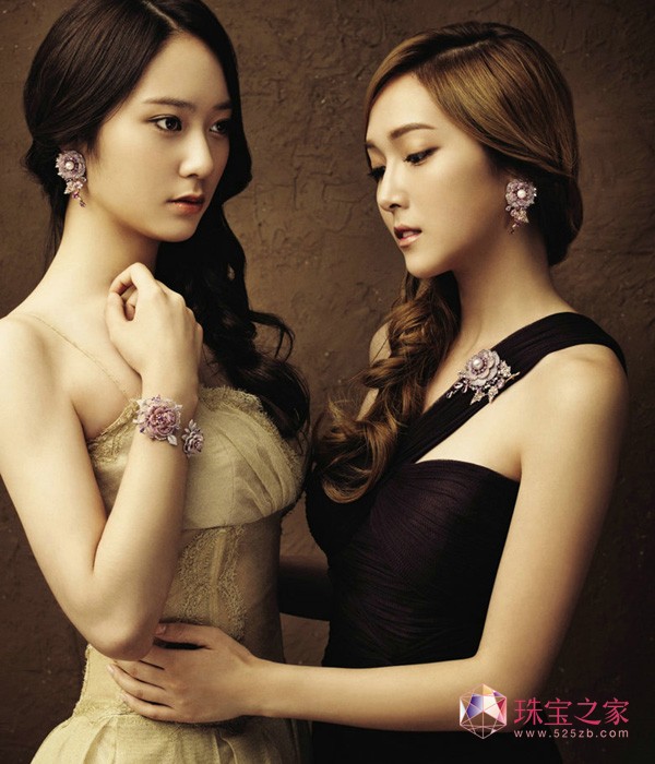 ŮrJessica&Krystal錚Ƭ@߰Ը