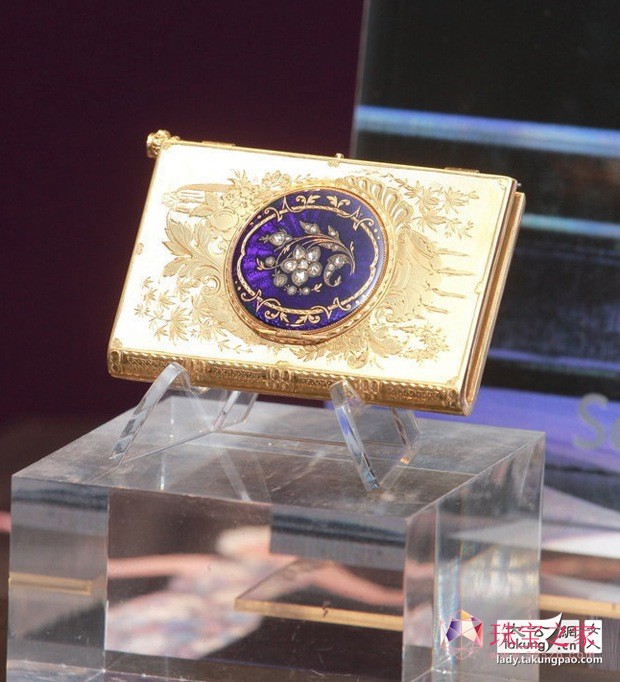 蘇富比拍賣行,梅艷芳生前佩戴的珠寶首飾拍賣展覽 500塊起拍