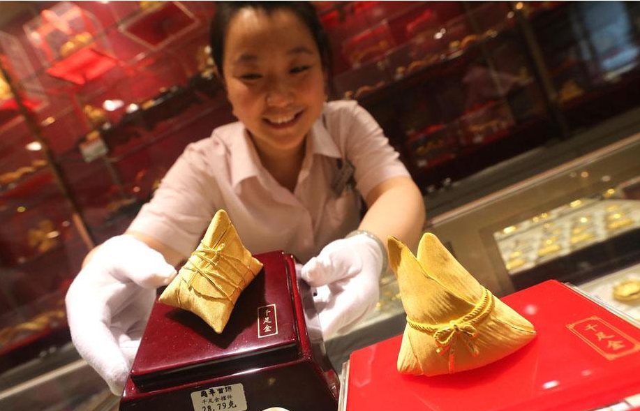 黃金膜拜:滿城盡是“土豪金”