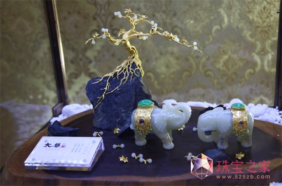 (chung)Aۡ(sh) A錚@Gڇ(gu)H錚չ(sh)ϵЮa(chn)Ʒ