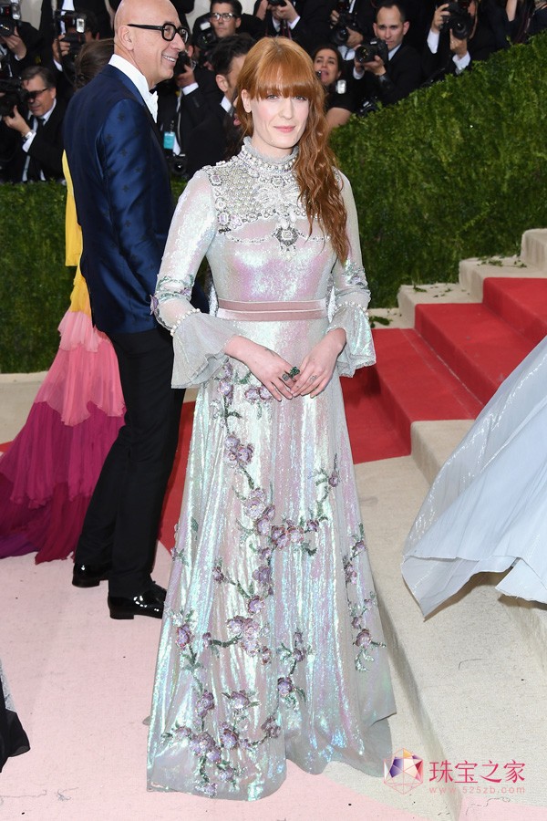 YʹFlorence WelchϯMet Ball