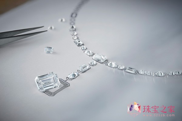 De Beers ȫ¡ӡϵС߼錚ϵ
