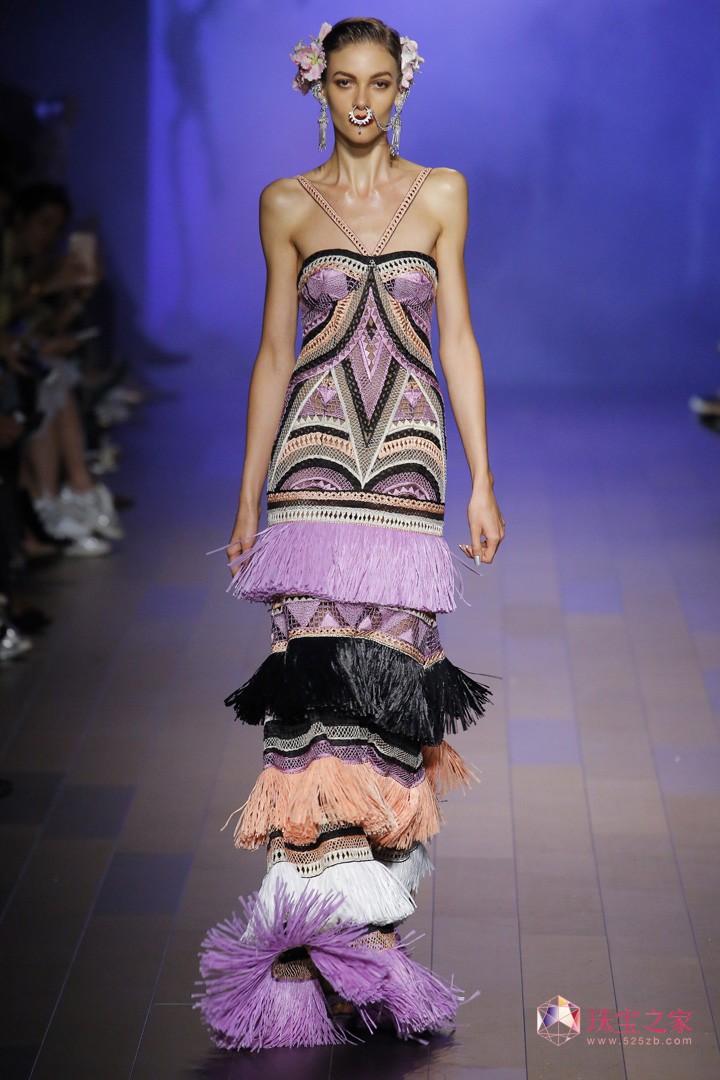 Naeem Khan 2018ϵЕrb