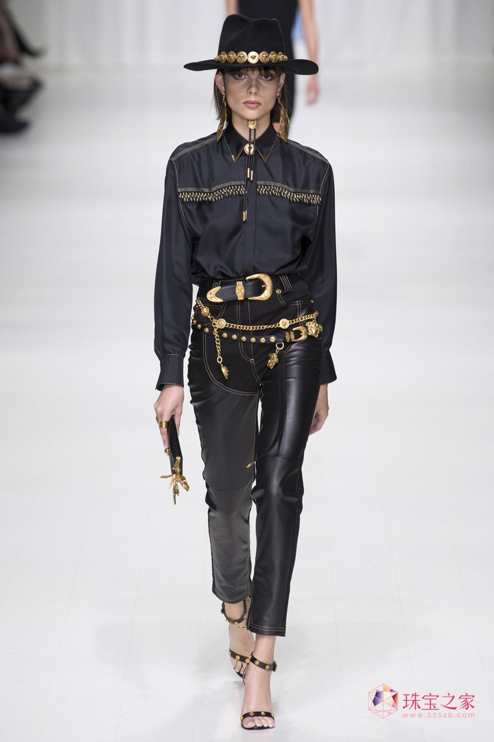 VERSACE ˼ O(sh)Ӌ(j)  r(sh)b Dv Ԫ Ħ ^