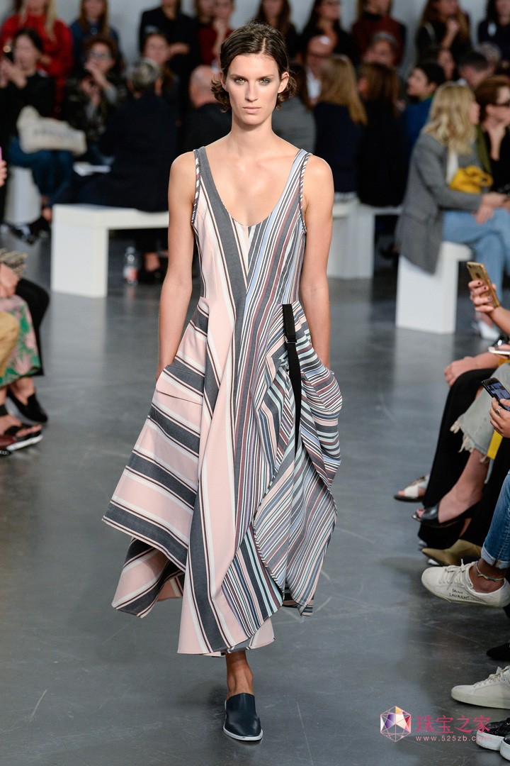 mrb Sportmax ˹˹ F ഺ \