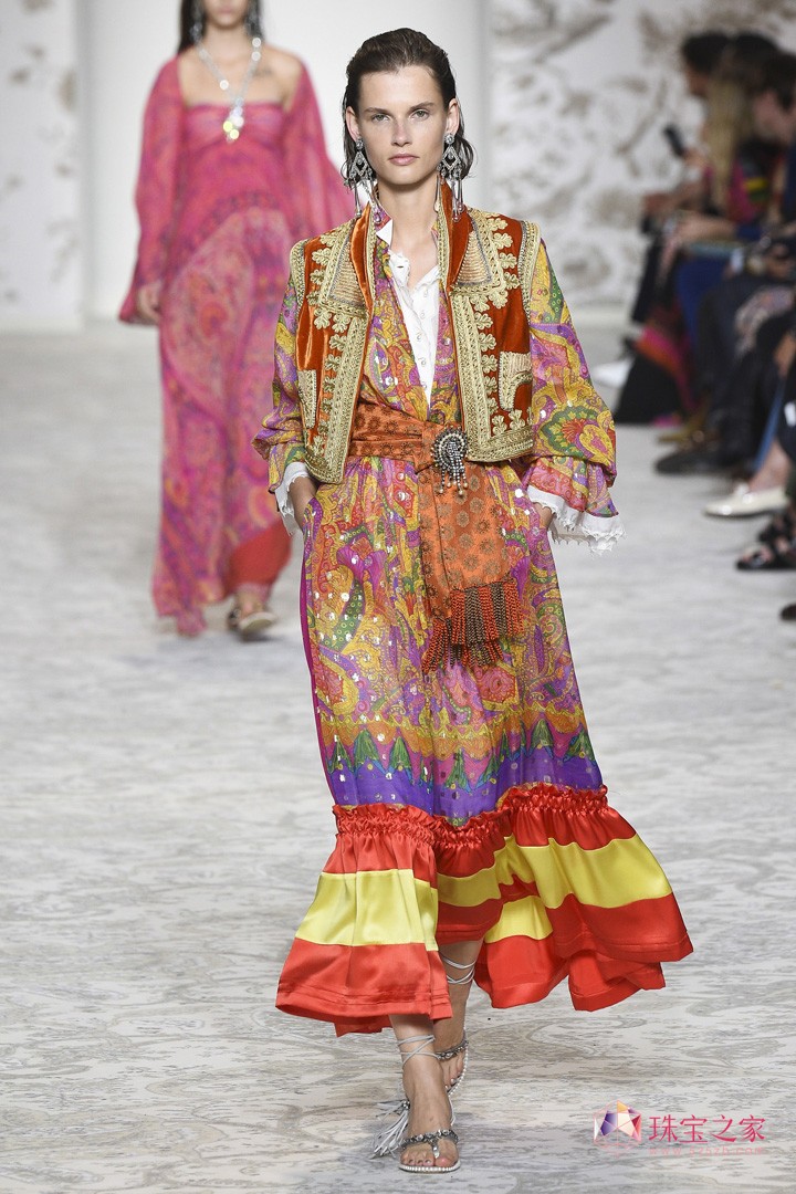 L(fng) L(fng) Etro  rb F 