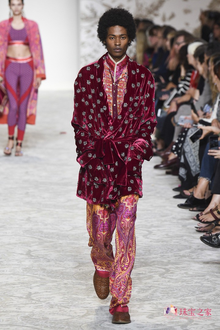 L(fng) L(fng) Etro  rb F 
