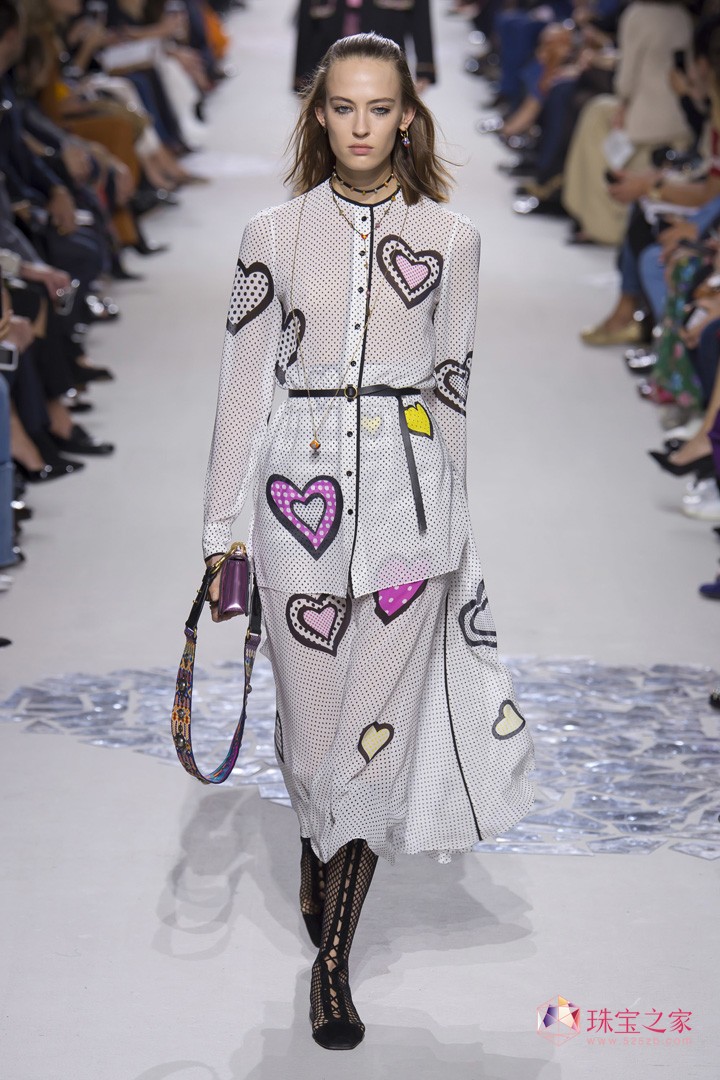 Dior   rb ϊWŮb ˇg rb