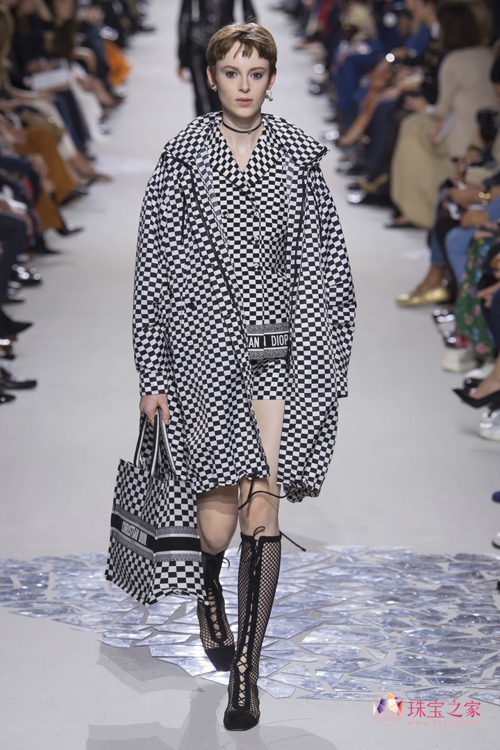 ʶˣChristian Dior 2018ϵЕrb
