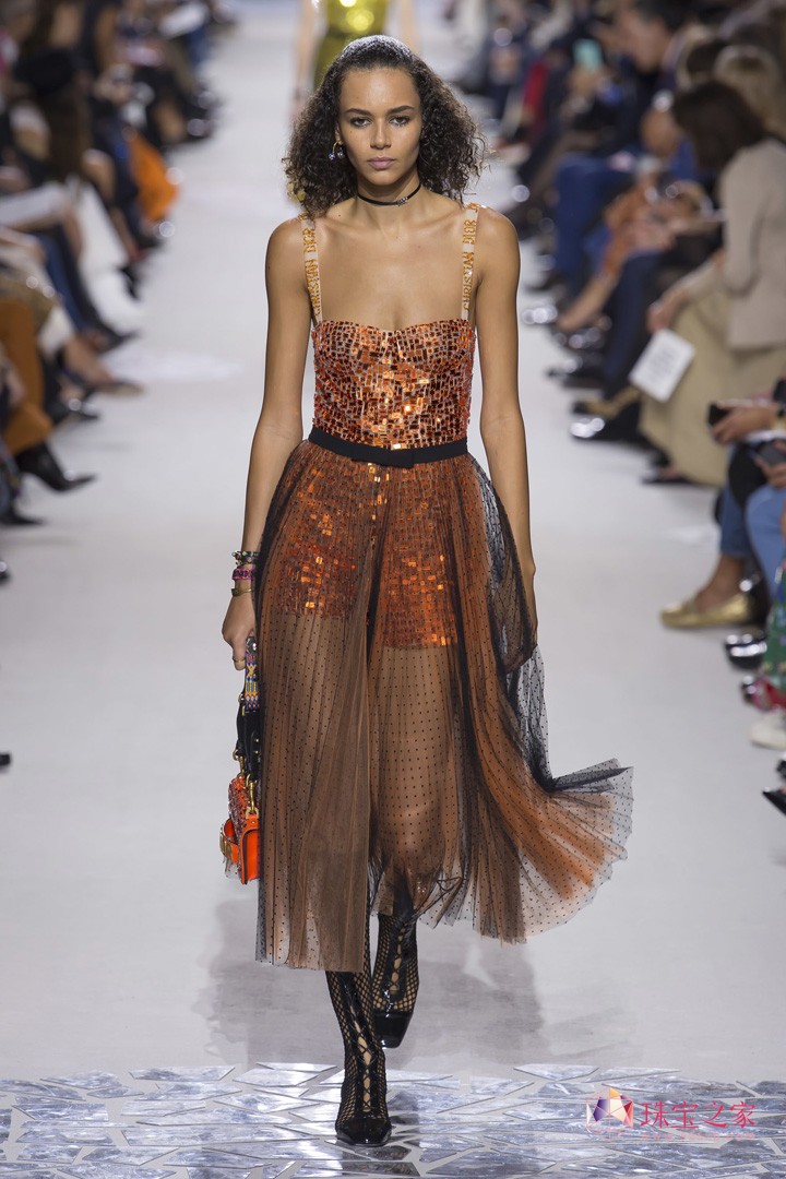Dior   rb ϊWŮb ˇg rb