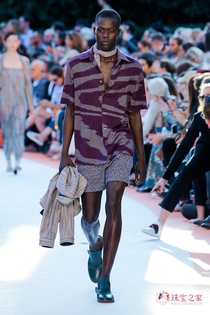 mrb Missoni  Ը ů 