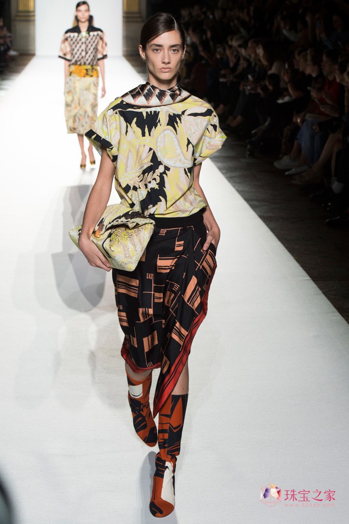 rֲʧˇgϢDries Van Noten 2018ϵЕrb