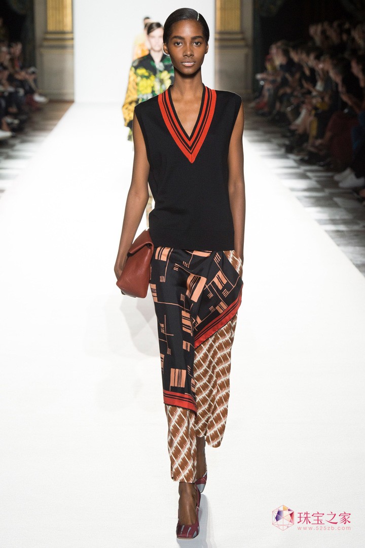 rֲʧˇgϢDries Van Noten 2018ϵЕrb