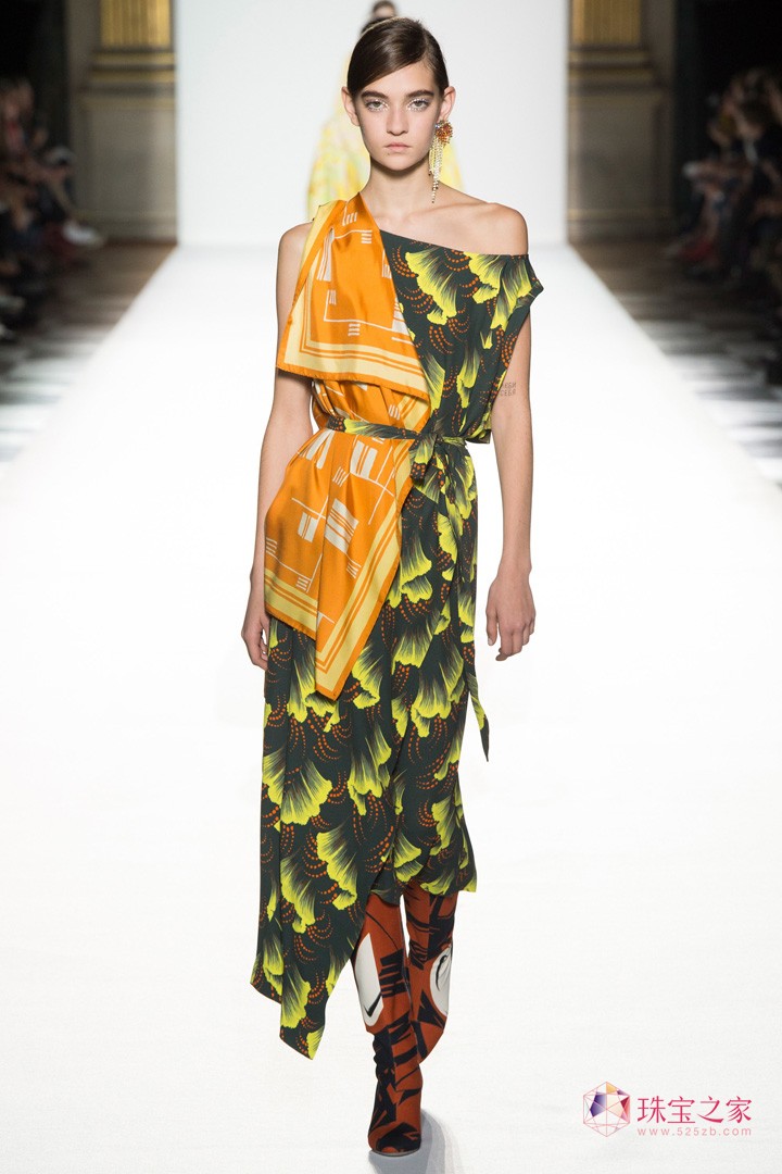 rֲʧˇgϢDries Van Noten 2018ϵЕrb