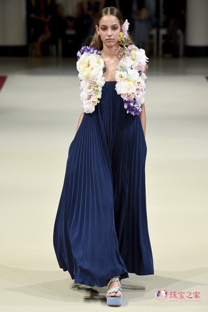 ֮߶ƷAlexis Mabille 2018ĕrb