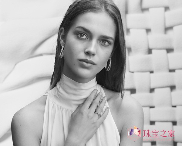 ʥQ  CHAUMET Y C @ Ӣ@